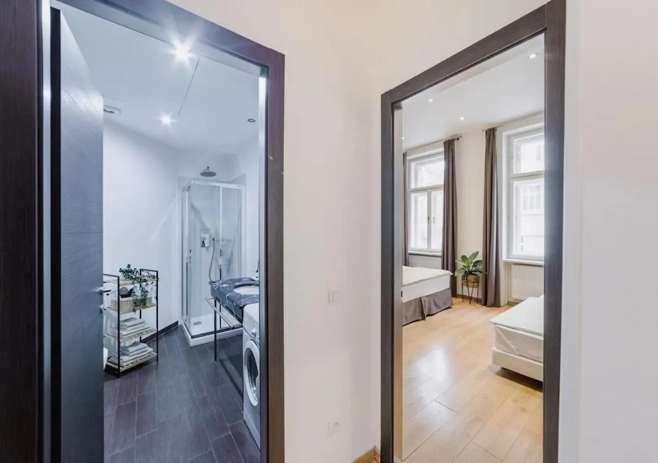 Premiere Dubcek Apartment 프라하
